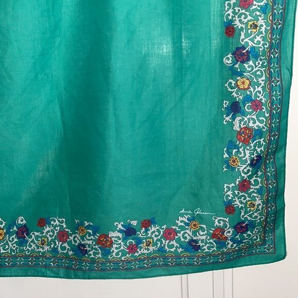 Vtg Ginnie Johansen green square scale with paisley border - Picture 5 of 9